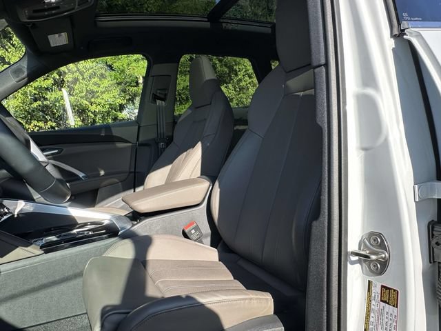 Certified 2025 Audi Q5 Premium AWD/4WD image 21