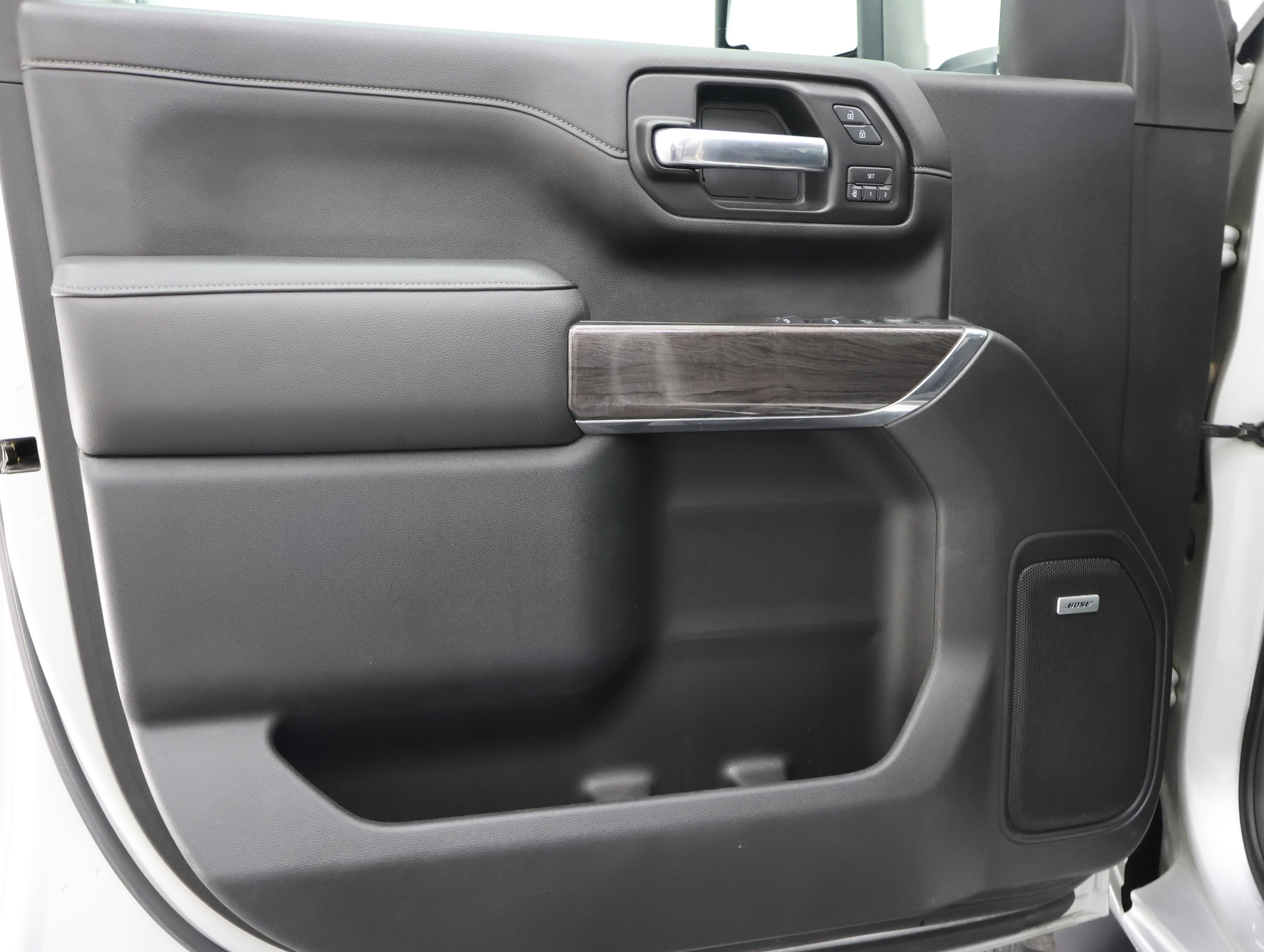 Used 2020 Chevrolet Silverado 3500 LTZ w/ LTZ Plus Package AWD/4WD image 44