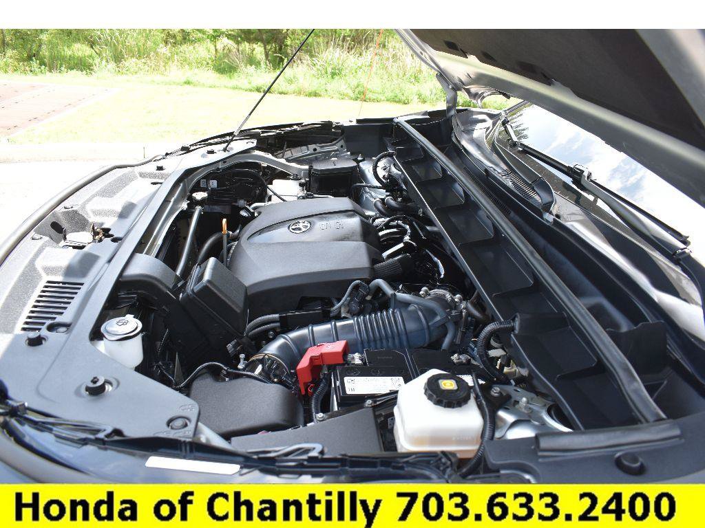 Used 2022 Toyota Highlander XLE AWD/4WD image 39