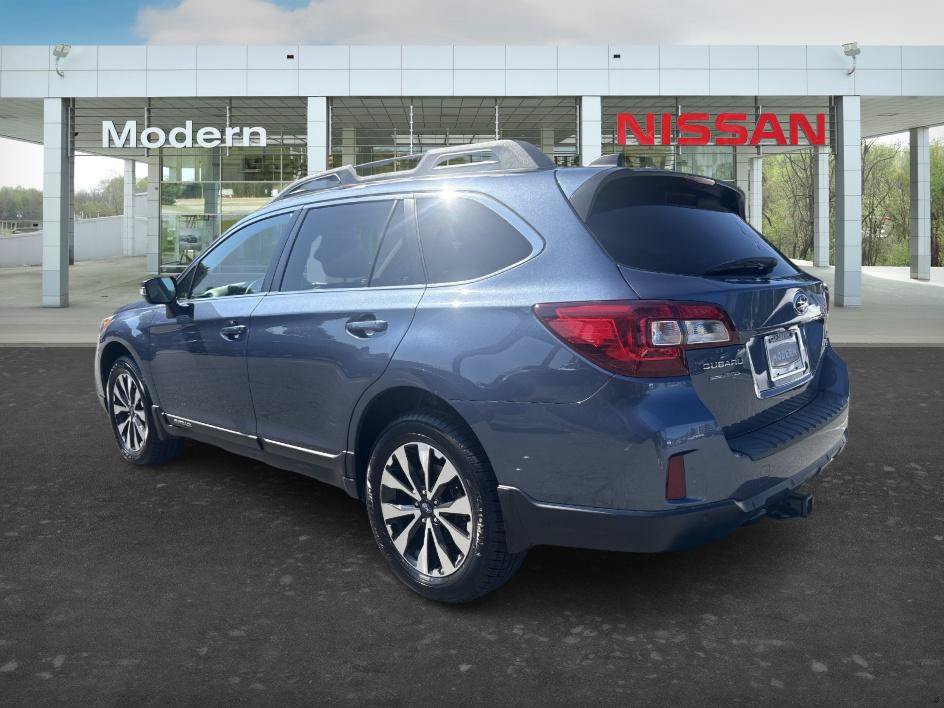 Used 2017 Subaru Outback 3.6R Limited AWD/4WD image 3
