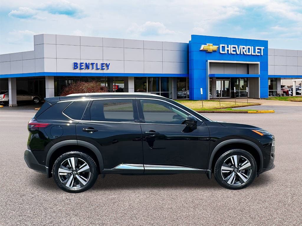 Used 2023 Nissan Rogue SL w/ SL Premium Package image 6