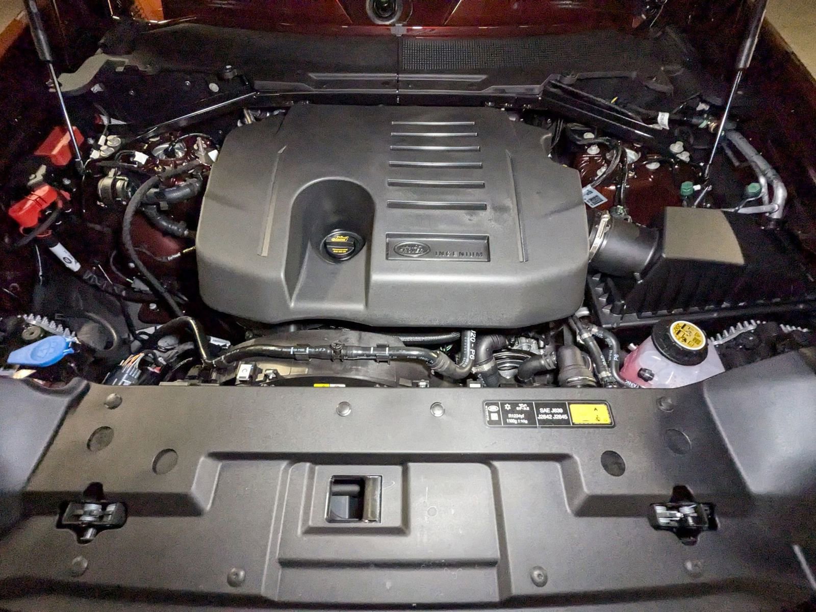 New 2025 Land Rover Defender 130 Outbound image 18