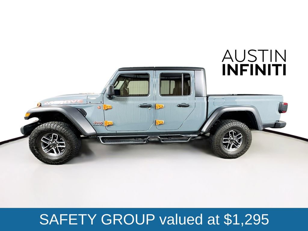 Used 2024 Jeep Gladiator Mojave w/ Technology Group AWD/4WD image 4