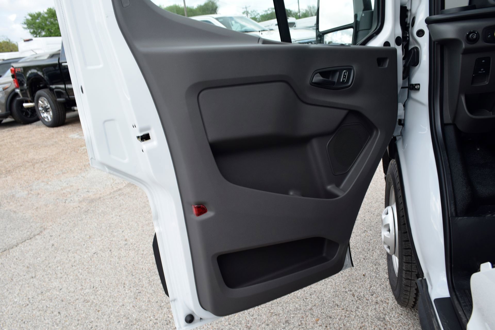 New 2026 Ford Transit 150 148 Medium Roof AWD image 19