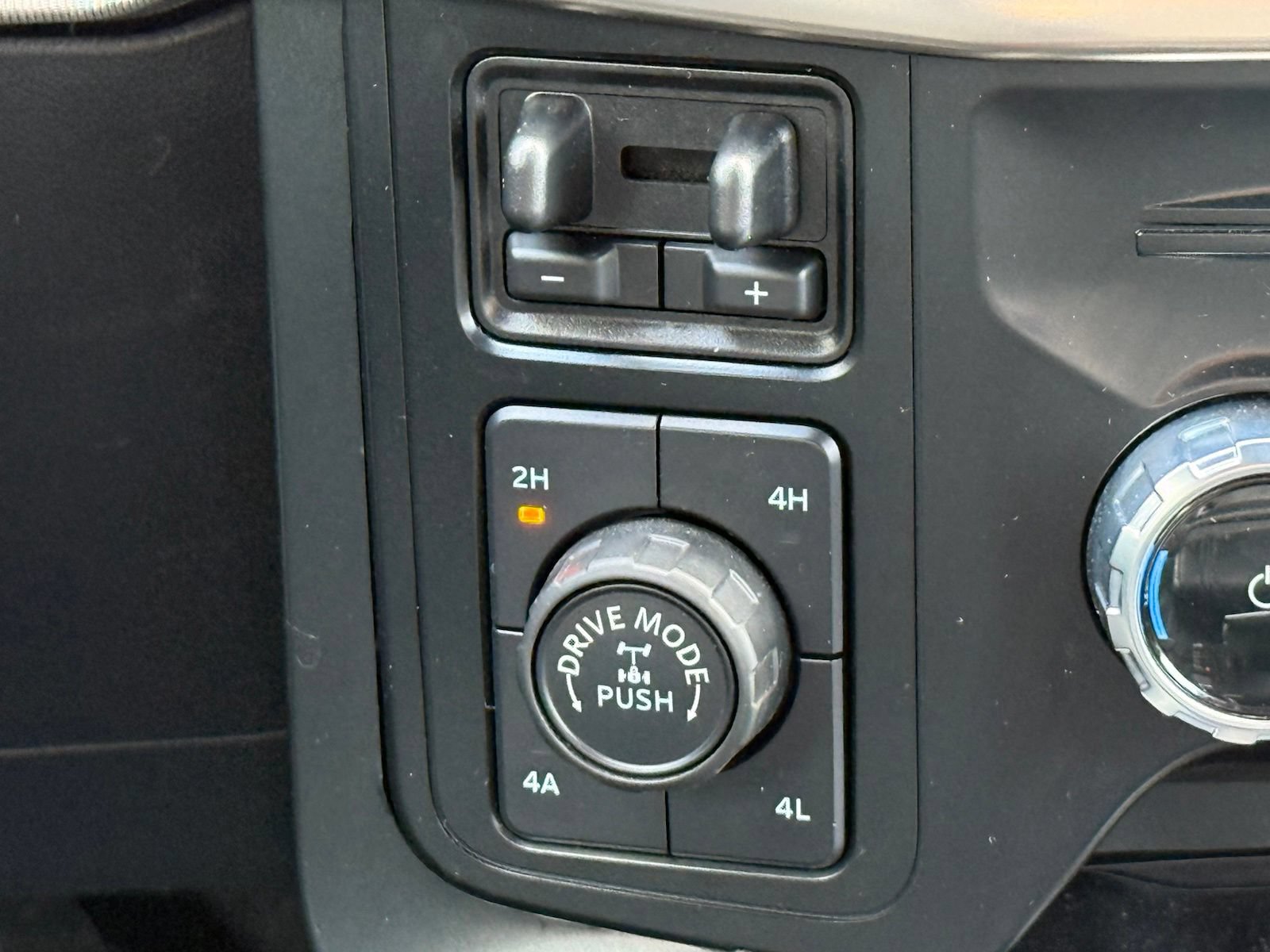 Certified 2023 Ford F150 Raptor AWD/4WD image 26