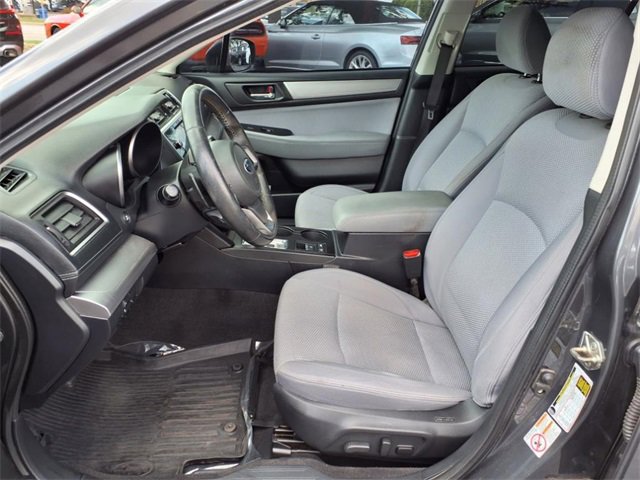 Used 2019 Subaru Outback 2.5i Premium image 4