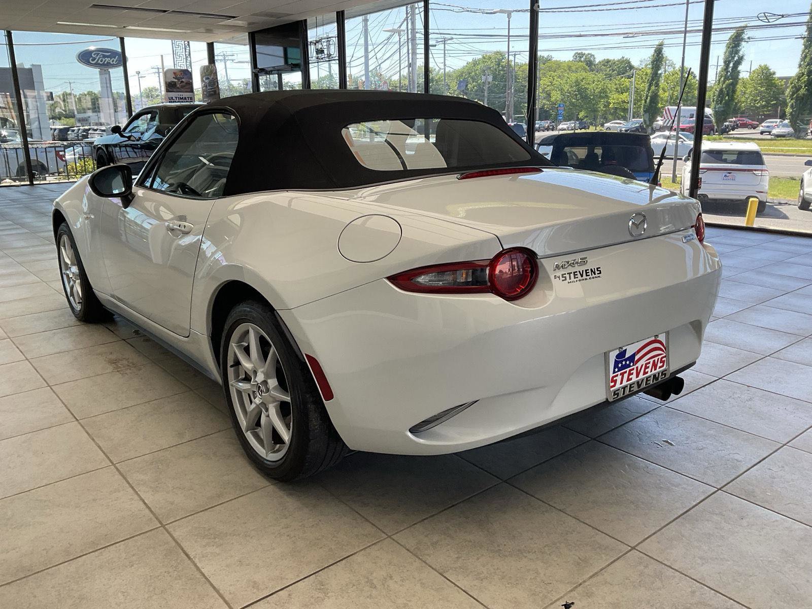 Used 2016 MAZDA MX-5 Miata Sport RWD image 7