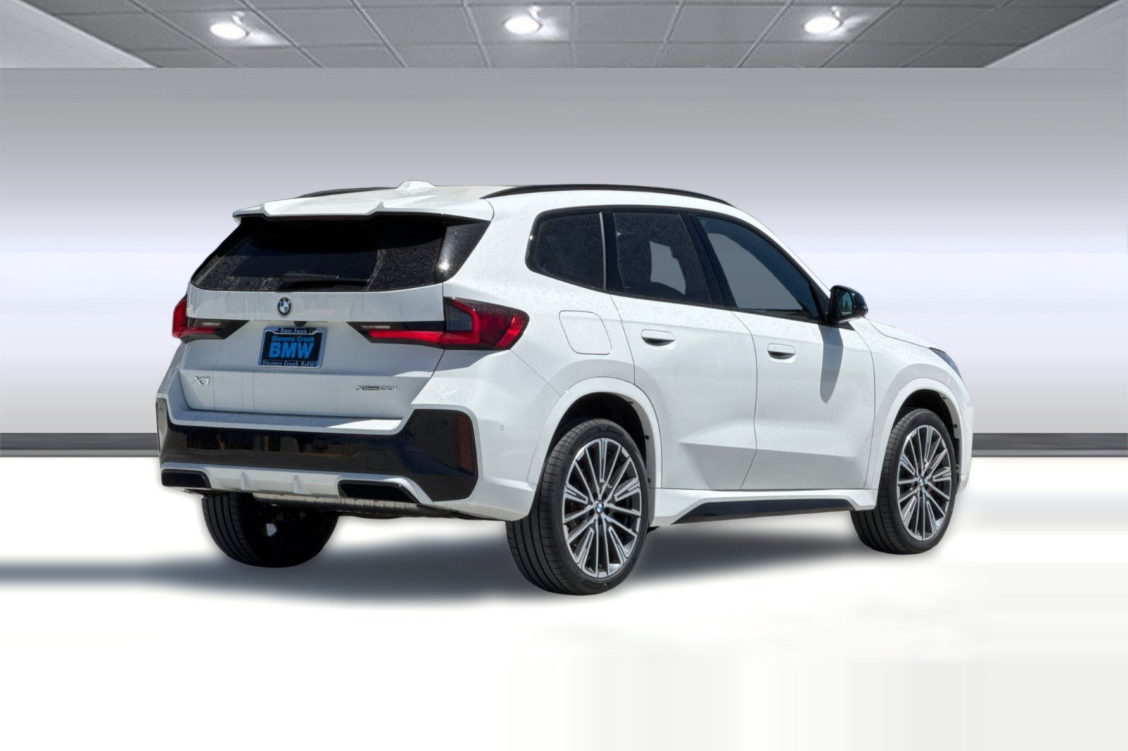 New 2026 BMW X1 xDrive28i w/ Technology Package AWD/4WD image 9