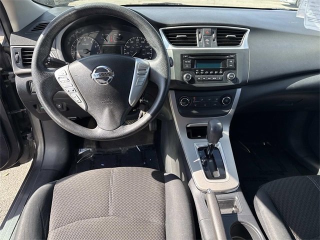 Used 2015 Nissan Sentra S image 17