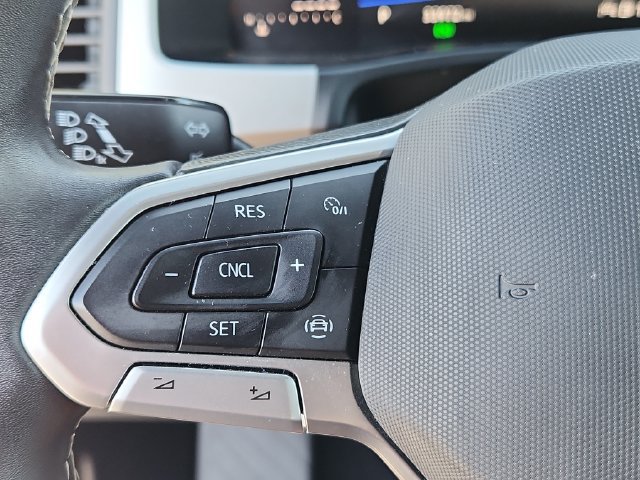 Certified 2023 Volkswagen Atlas Cross Sport SE AWD/4WD image 17