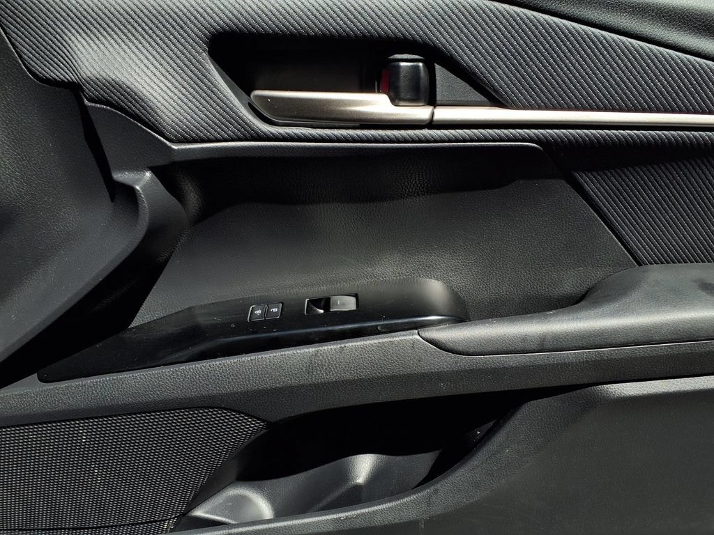 Certified 2025 Toyota Camry SE FWD image 25