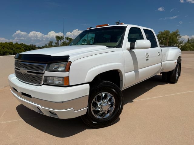 Used 2005 Chevrolet Silverado 3500 LT w/ Heavy-Duty Power Package AWD/4WD image 1