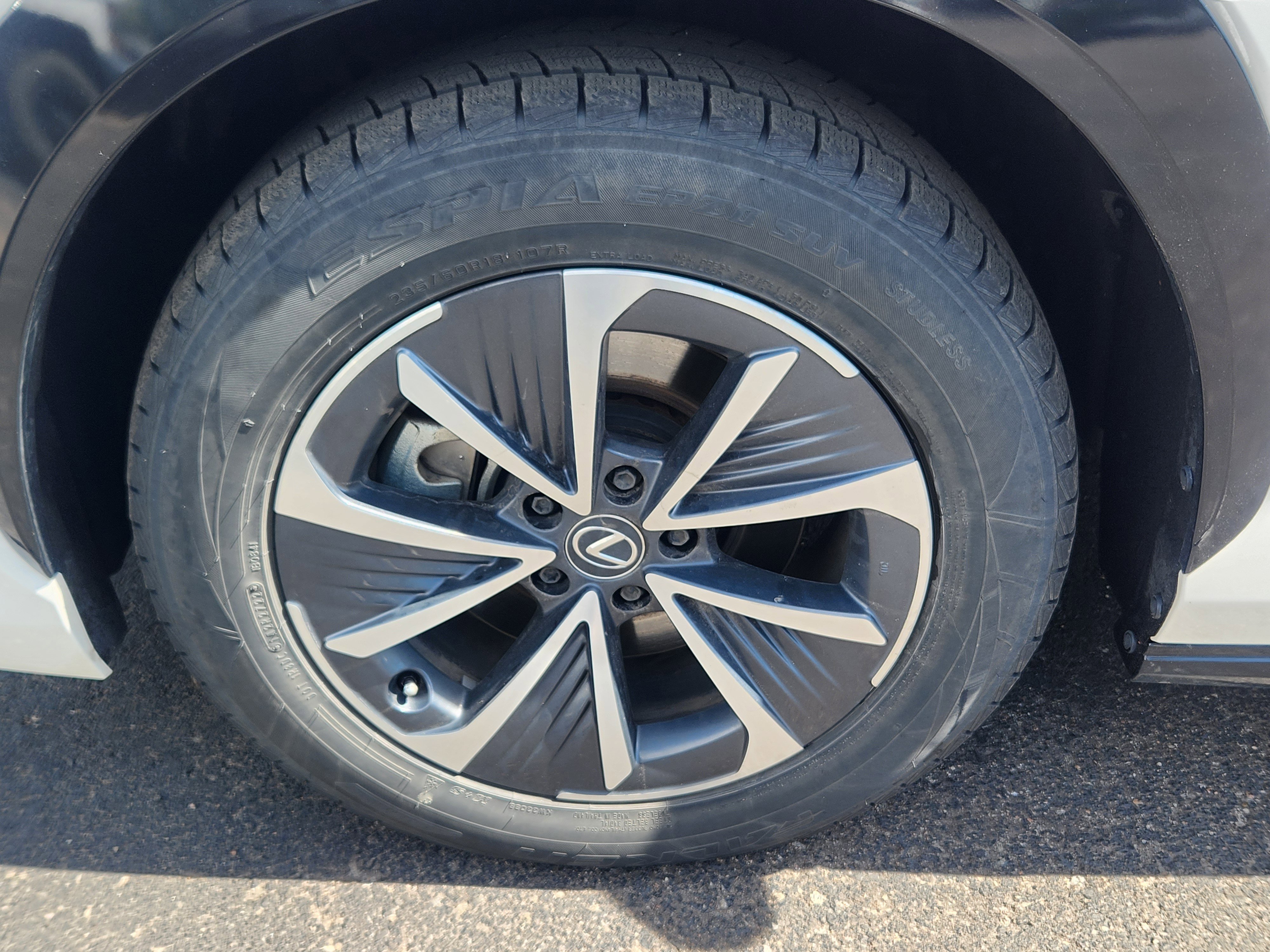 Used 2023 Lexus RZ 450e Premium w/ Technology Package AWD/4WD image 20