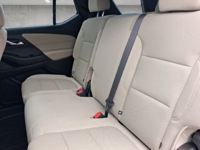Used 2024 Chevrolet Traverse LS FWD image 28