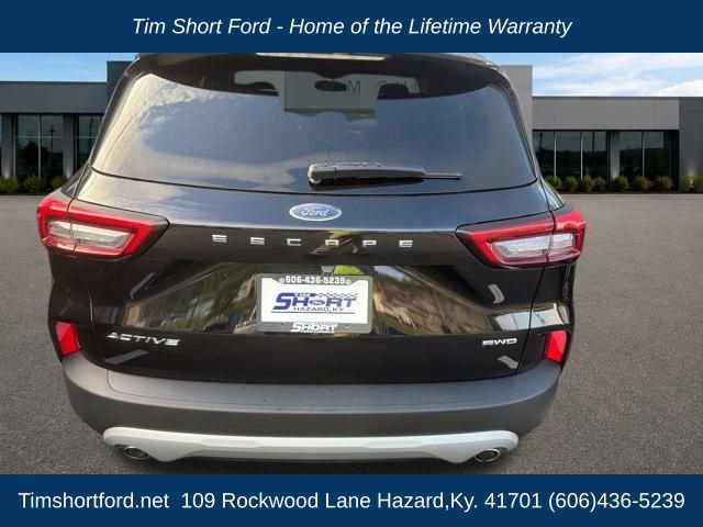Used 2025 Ford Escape Active AWD/4WD image 6