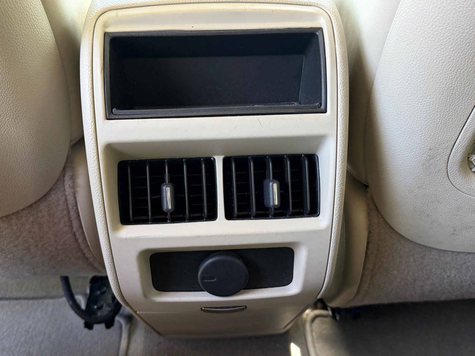 Used 2013 Cadillac SRX Luxury w/ Driver Awareness Package FWD image 13