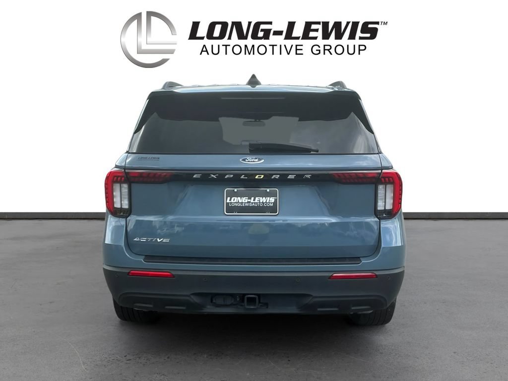 Used 2025 Ford Explorer Active RWD image 5