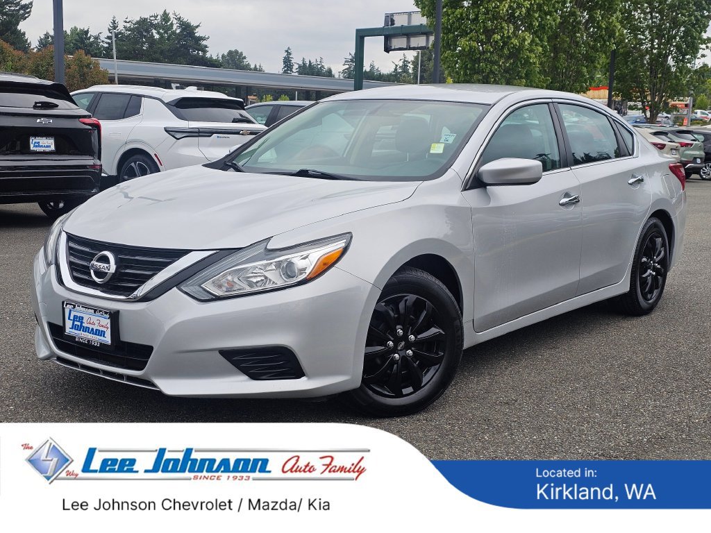 Used 2017 Nissan Altima 2.5 S w/ Power Driver Seat Package FWD image 1