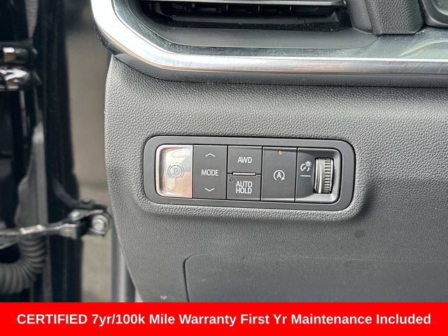 Used 2025 GMC Terrain Elevation AWD/4WD image 25