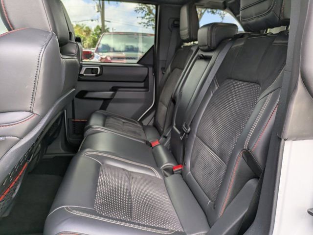 Certified 2025 Ford Bronco Raptor w/ Interior Carbon Fiber Pack image 18