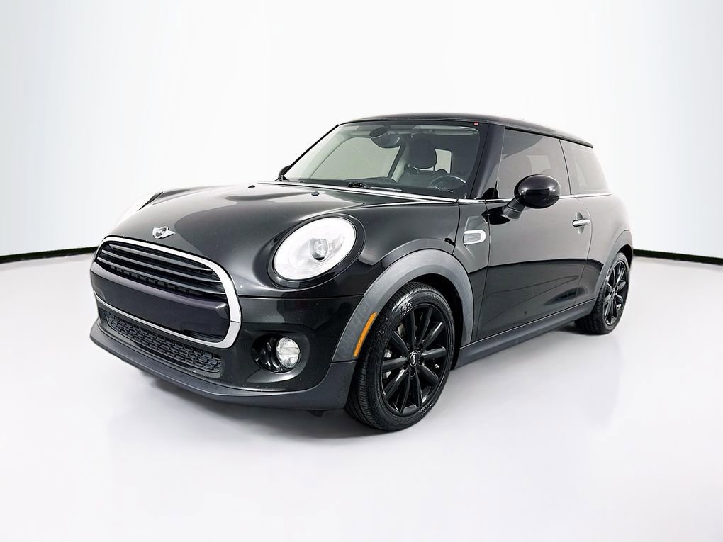 Used 2017 MINI Cooper 2-Door Hardtop FWD image 3