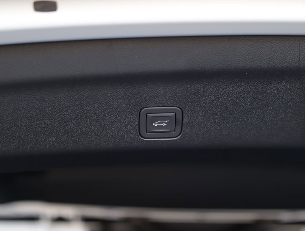 New 2026 Chevrolet Suburban RST w/ Comfort Package AWD/4WD image 35