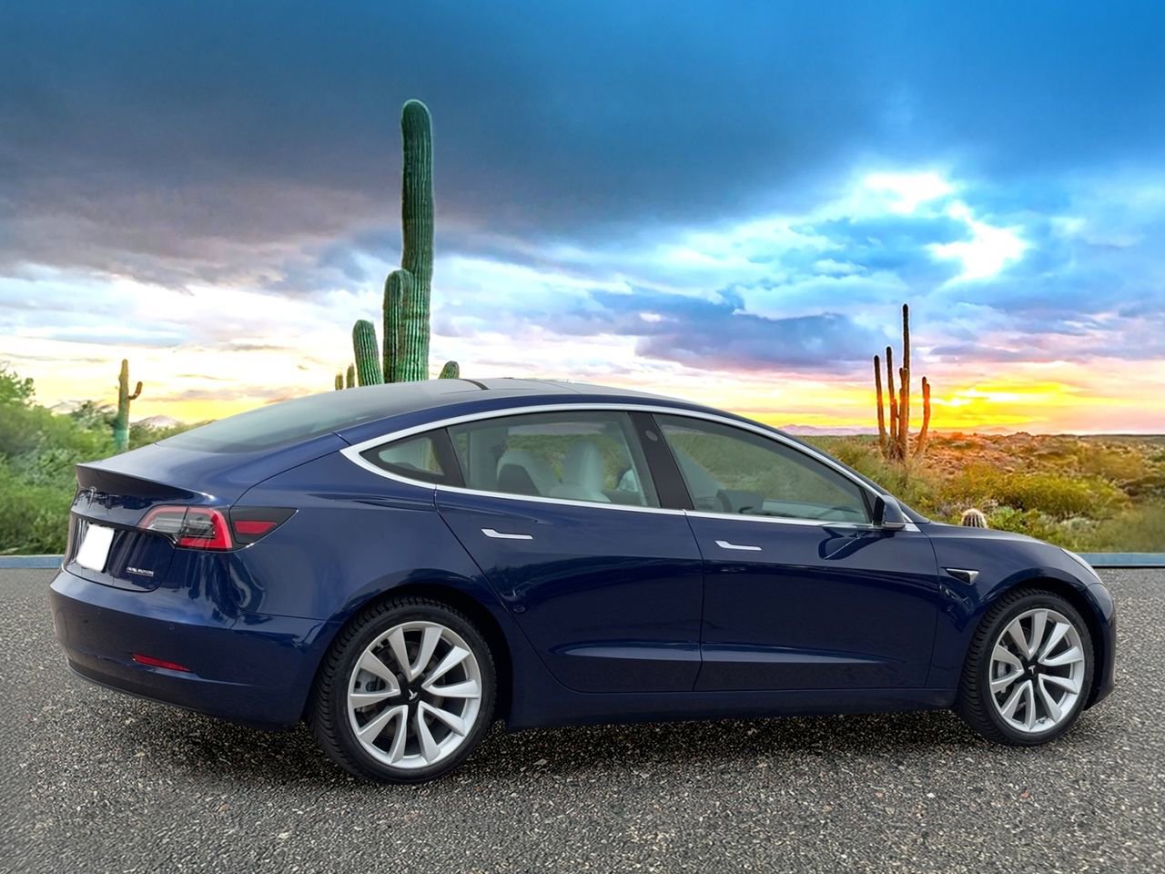 Used 2018 Tesla Model 3 image 5
