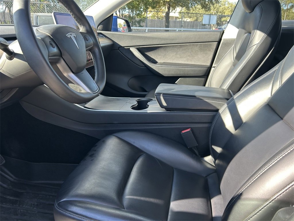 Used 2020 Tesla Model Y Long Range image 11