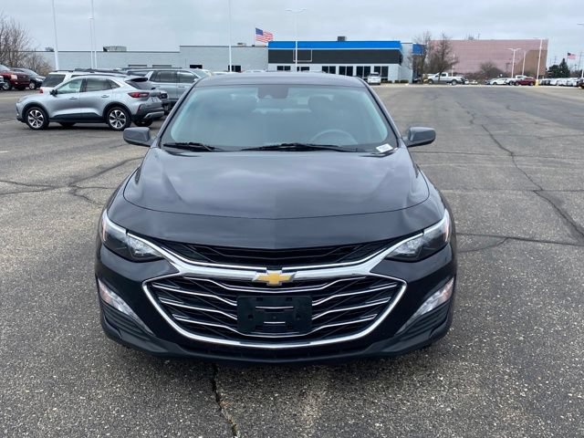 Used 2023 Chevrolet Malibu LT FWD image 2