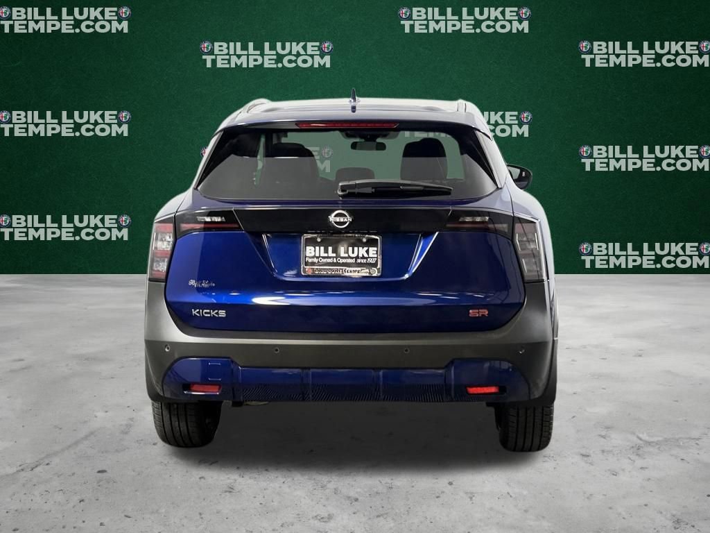 Used 2025 Nissan Kicks SR FWD image 6