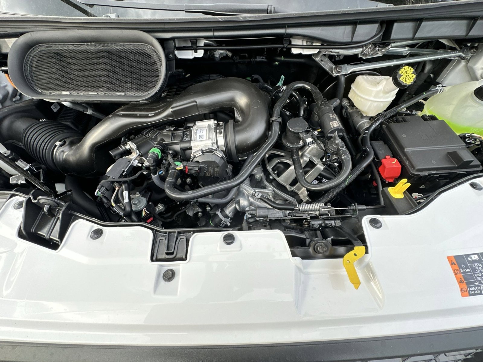 New 2026 Ford Transit 250 148 Medium Roof w/ Load Area Protection Package image 39