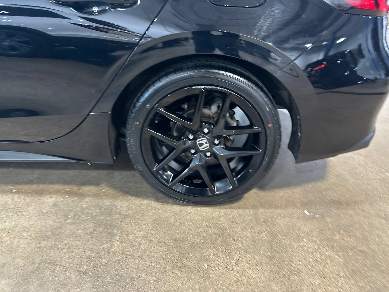 Used 2023 Honda Civic Sport image 9