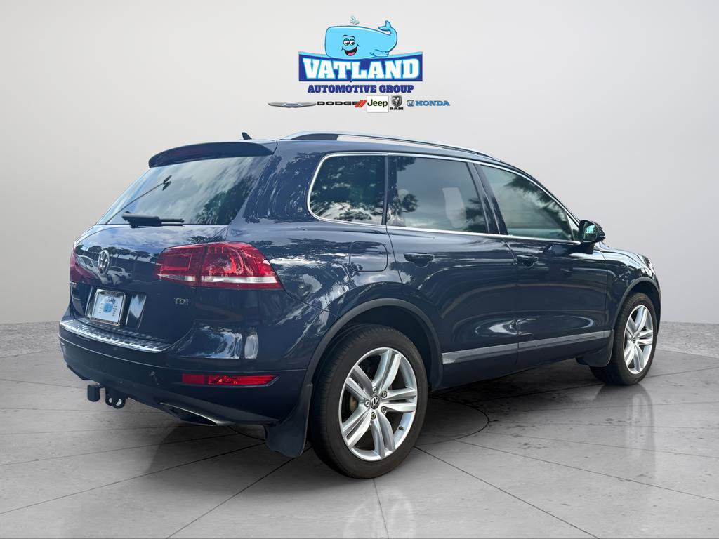 Used 2014 Volkswagen Touareg Sport AWD/4WD image 5