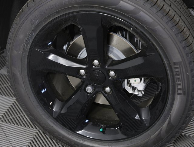 New 2025 Jeep Grand Cherokee Limited w/ Black Appearance Package image 7