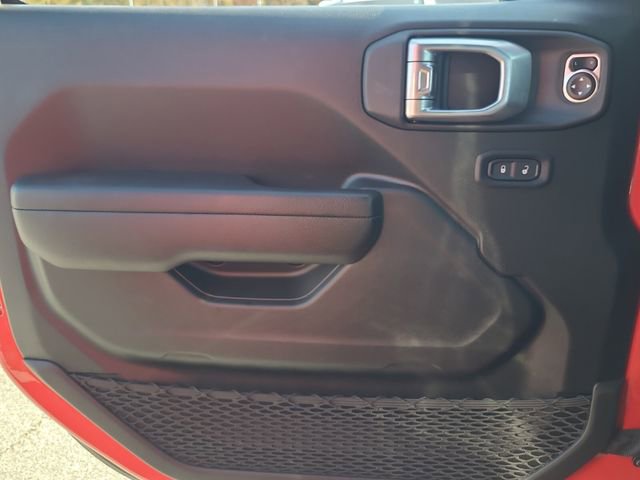 Used 2024 Jeep Gladiator Rubicon w/ Technology Group image 28