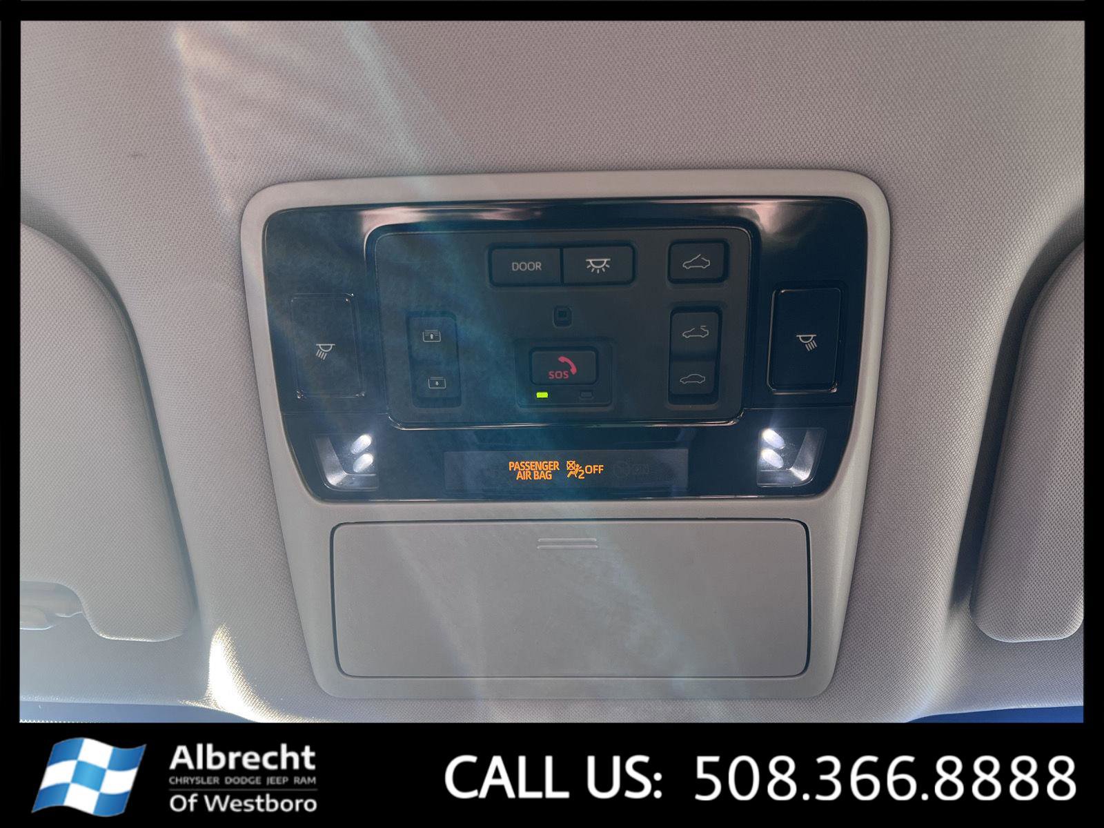 Used 2024 Toyota Grand Highlander Limited image 31