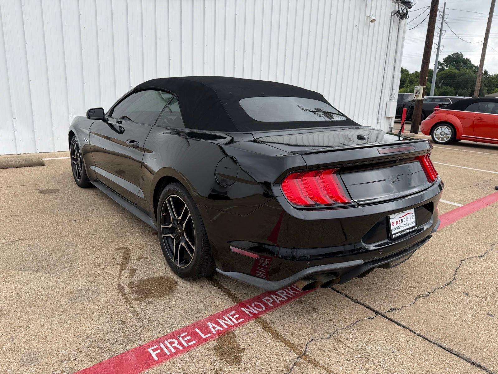 Used 2020 Ford Mustang GT Premium RWD image 4