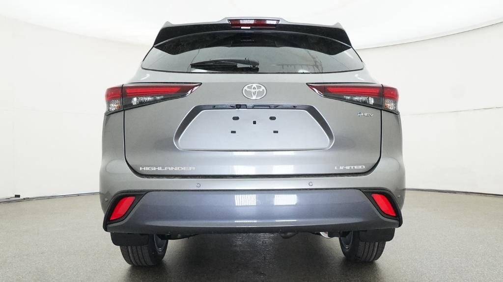 New 2026 Toyota Highlander Limited image 18