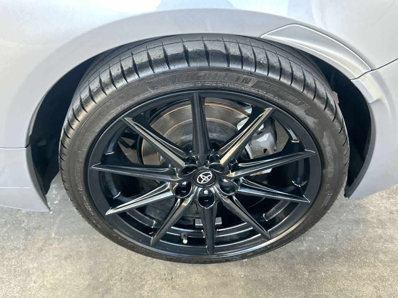 Used 2025 Toyota GR86 Premium RWD image 11