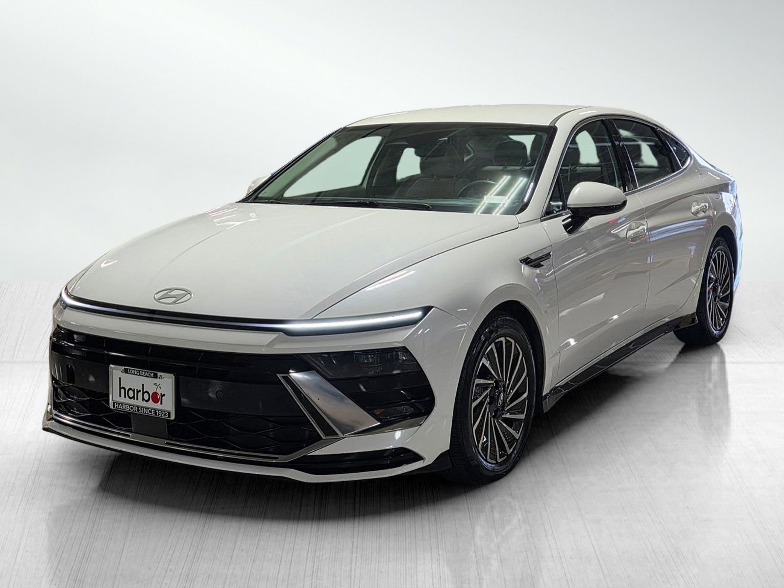 Certified 2025 Hyundai Sonata SEL FWD image 3