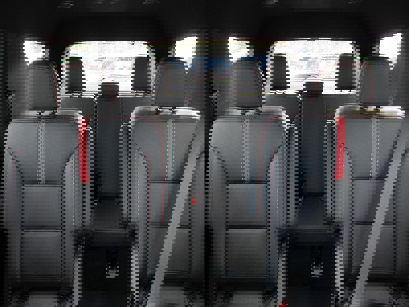 New 2026 Chevrolet Traverse RS image 32