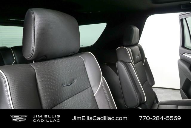 Certified 2026 Cadillac Escalade Luxury AWD/4WD image 20