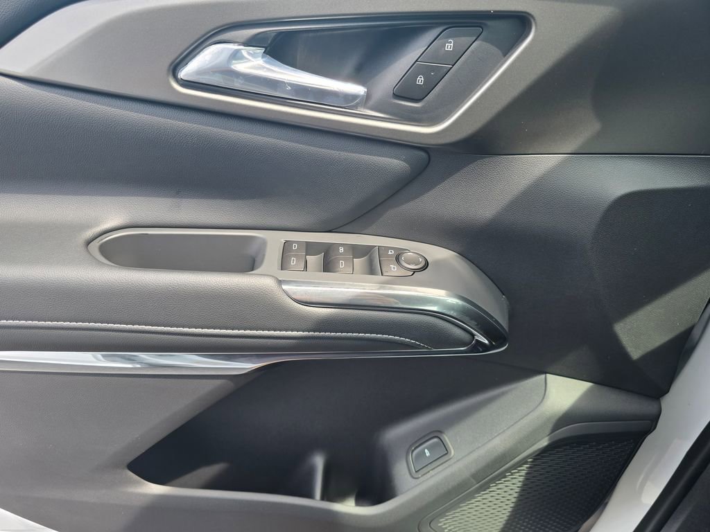 New 2026 Chevrolet Traverse LT image 17