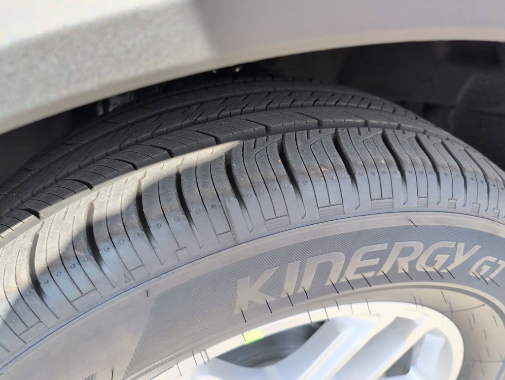 New 2026 Ford Explorer Active w/ Active Comfort Package image 17