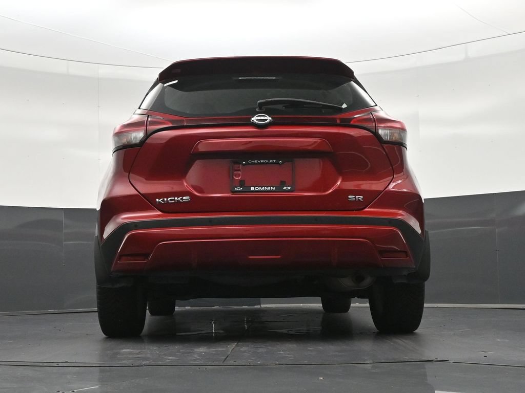 Used 2023 Nissan Kicks SR w/ SR Premium Package FWD image 26