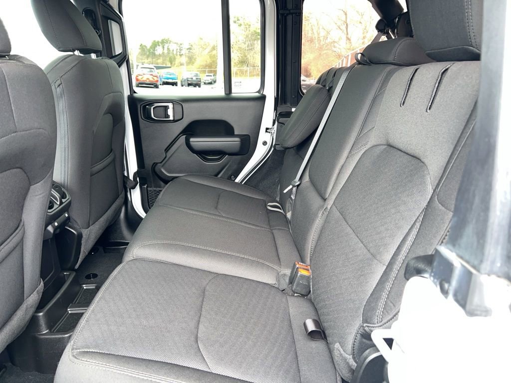 Used 2023 Jeep Wrangler Unlimited image 13