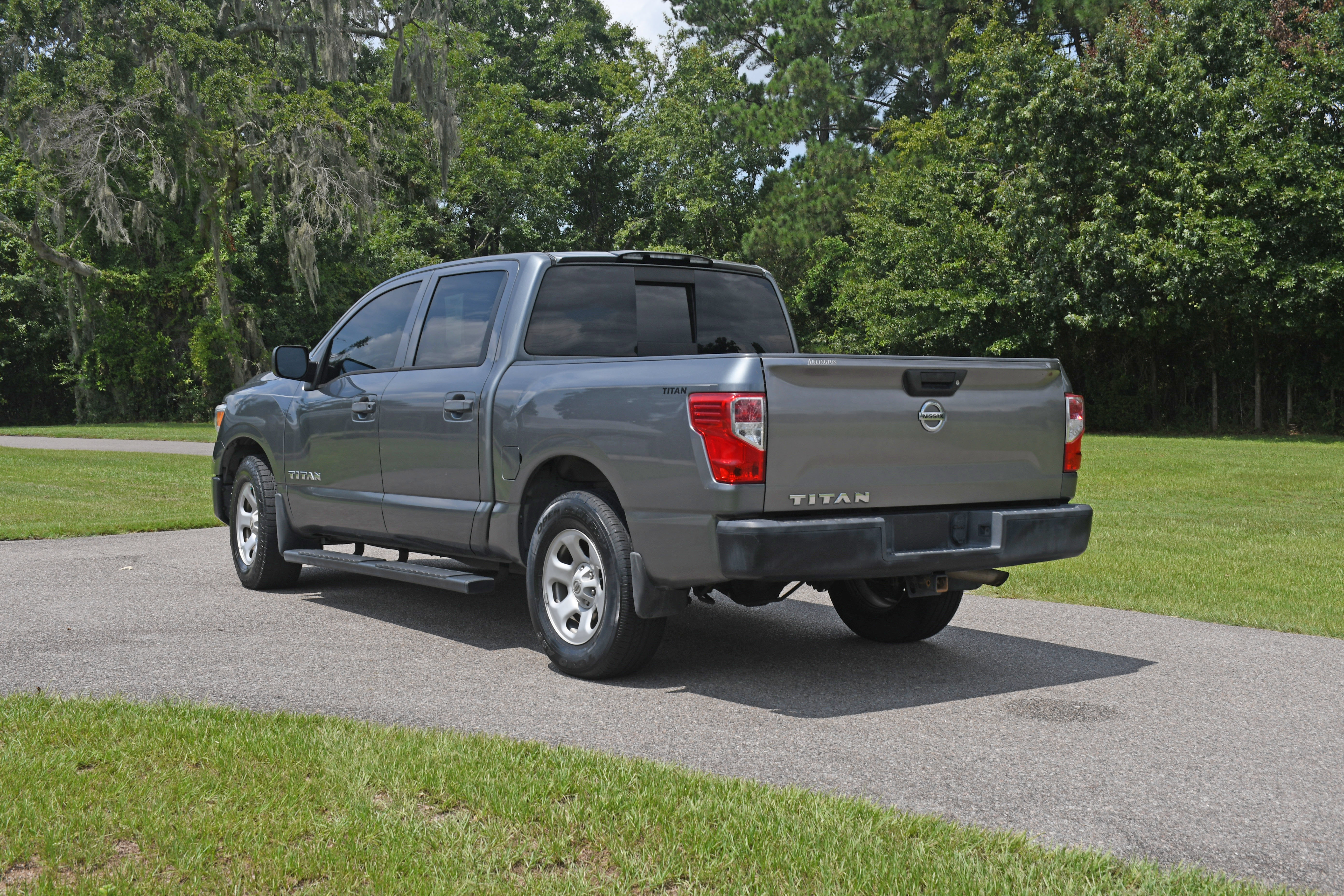Used 2017 Nissan Titan S RWD image 3