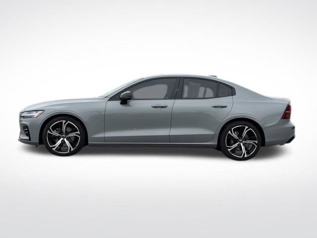 Used 2024 Volvo S60 B5 Core image 9