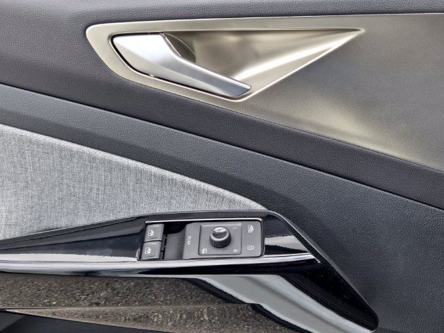 New 2026 Volkswagen ID.4 Pro RWD image 29