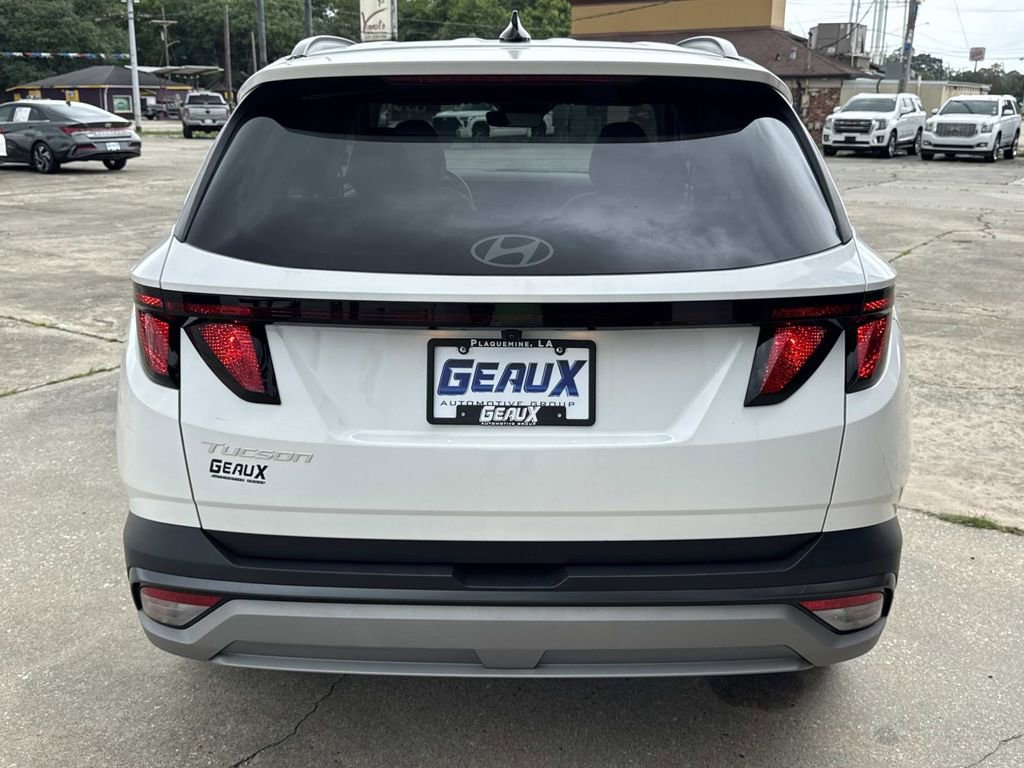 Used 2025 Hyundai Tucson SEL FWD image 11